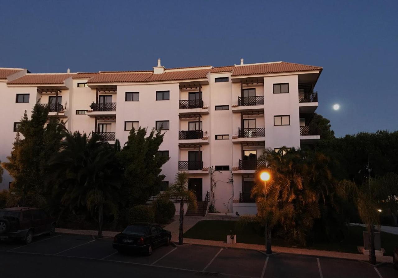Excellent T2 Apartment With Pools 400M Falesia Beach Albufeira Eksteriør billede